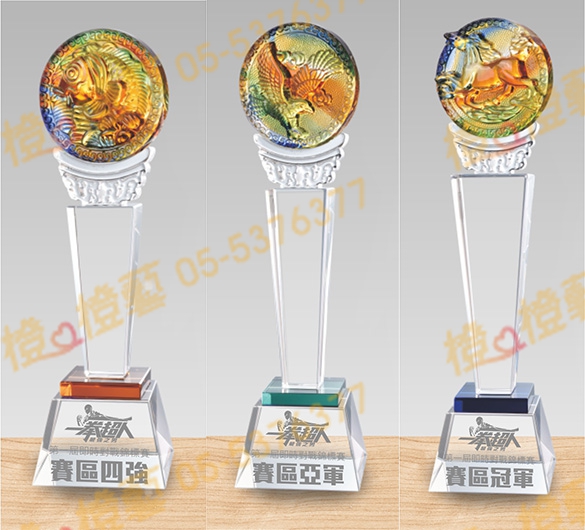水晶琉璃「經彩」-獎牌獎座獎盃藝品「退休、績優表揚、升官、榮陞」-鏤空彩色琉璃