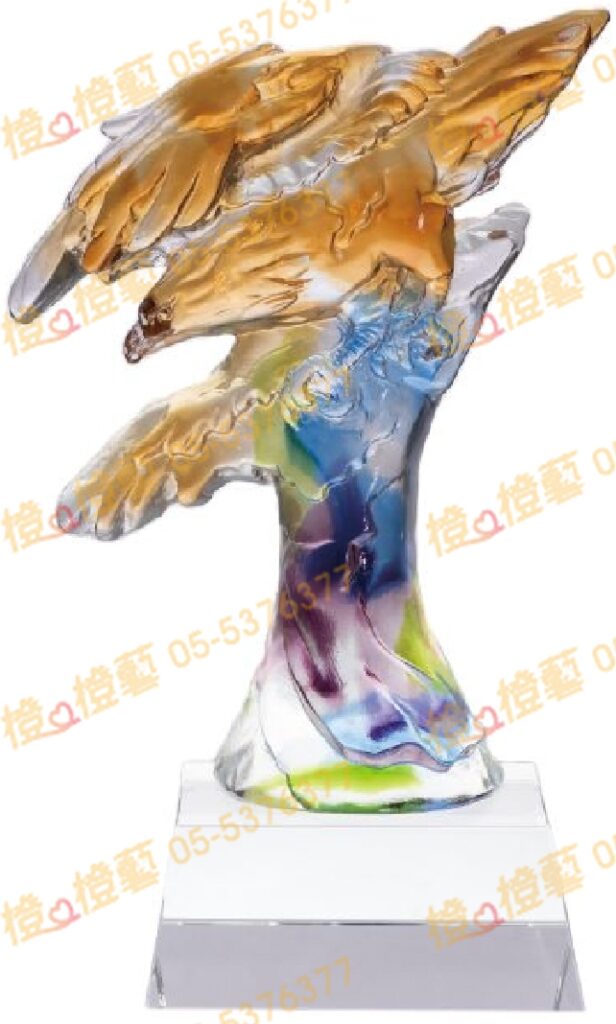 琉璃獎座「攀向頂點的凝望」-獎牌獎座獎盃藝品「退休、績優表揚、升官、榮陞」-鏤空彩色琉璃